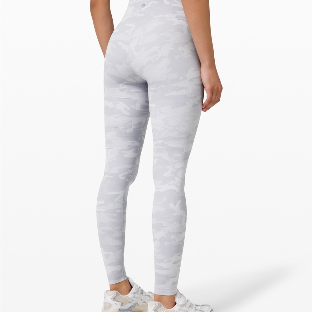 WHITE CAMO LULULEMON size 2 28”
